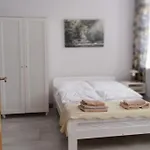 Apartamenty Sunny Bear Апартаменты Еленя-Гура