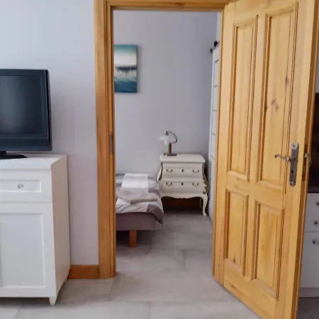 Sunny Bear Apartment