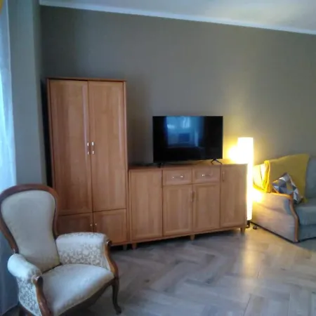 Sunny Bear Apartment *