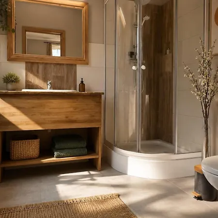 Sunny Bear Apartment *